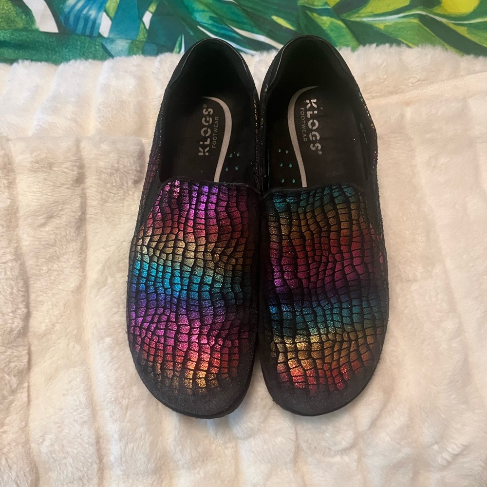 Klogs Moxy 9 Electric Gator Black Rainbow Colorful Workwear Nursing Medical Clog